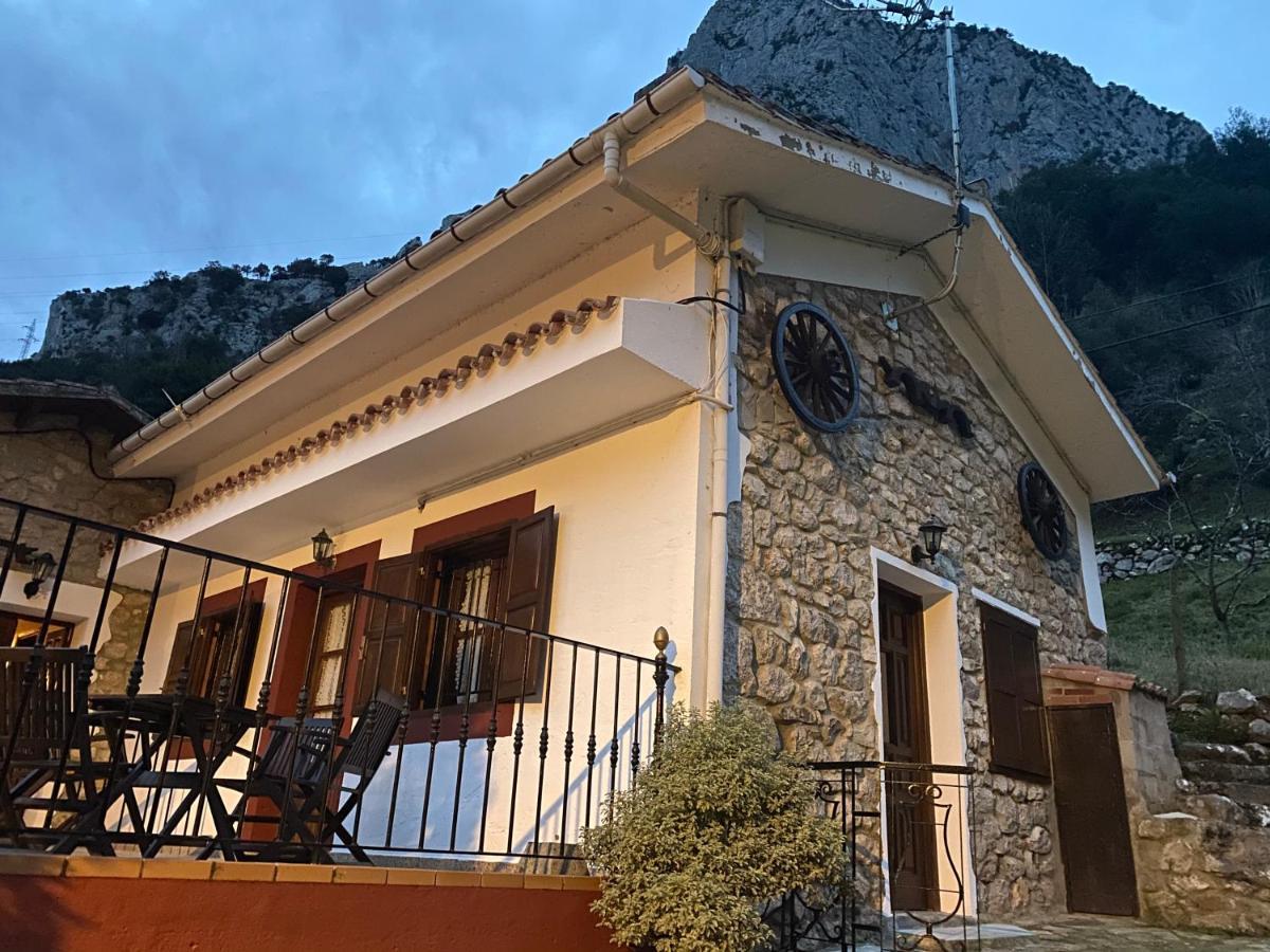 Albergue La Hermida Exterior photo
