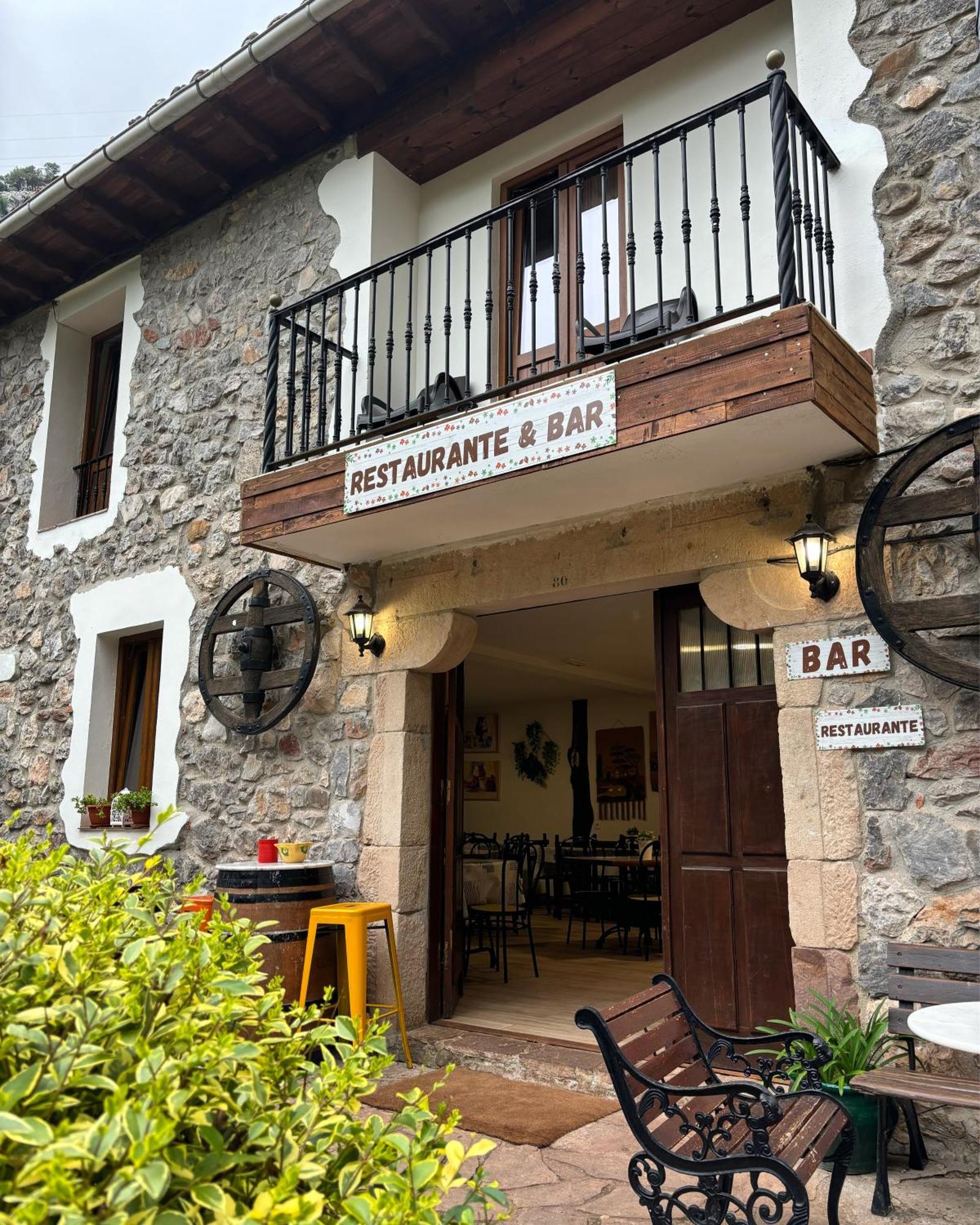 Albergue La Hermida Exterior photo